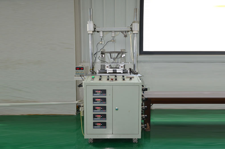 實驗室設(shè)備